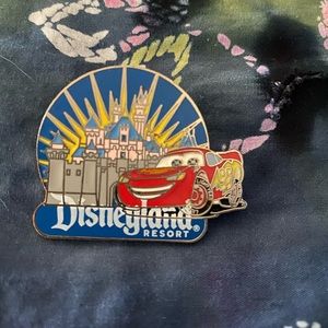 Disney resort Cars themed lighting mcqueen 2009 pin